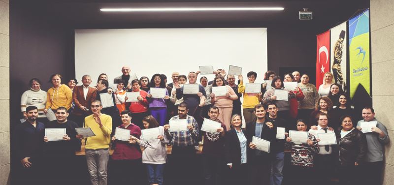 BEYLİKDÜZÜ’NDE KARNE HEYECANI