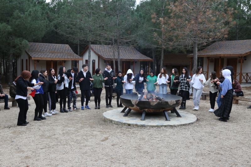 Liseli gençler Çiftalan Gençlik Kampı’nda buluştu