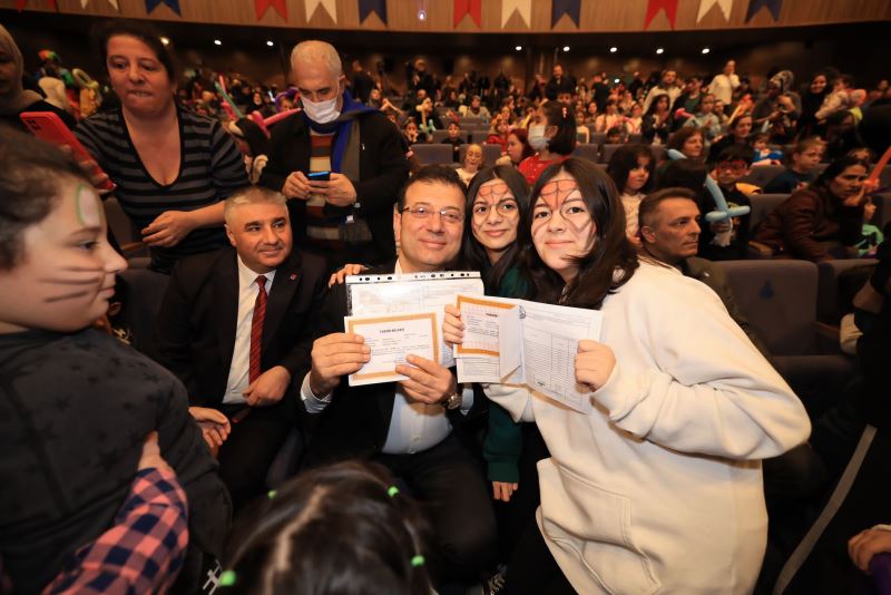 İMAMOĞLU: “ÇOCUKLARIN MUTLU OLDUĞU ÜLKELER DE MUTLU OLUR”