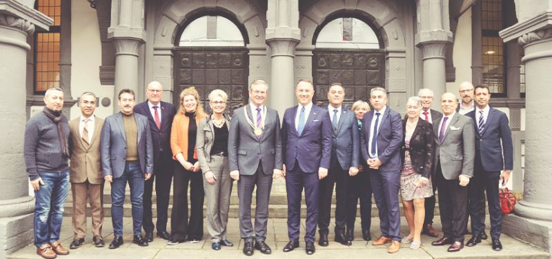 BAŞKAN ÇALIK, PADERBORN BELEDİYESİ’Nİ ZİYARET ETTİ